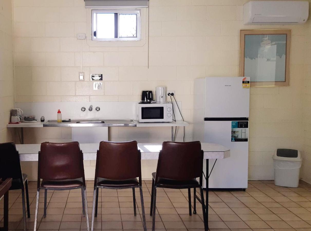 Burdekin Motor Inn Home Hill Esterno foto