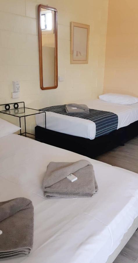 Burdekin Motor Inn Home Hill Esterno foto